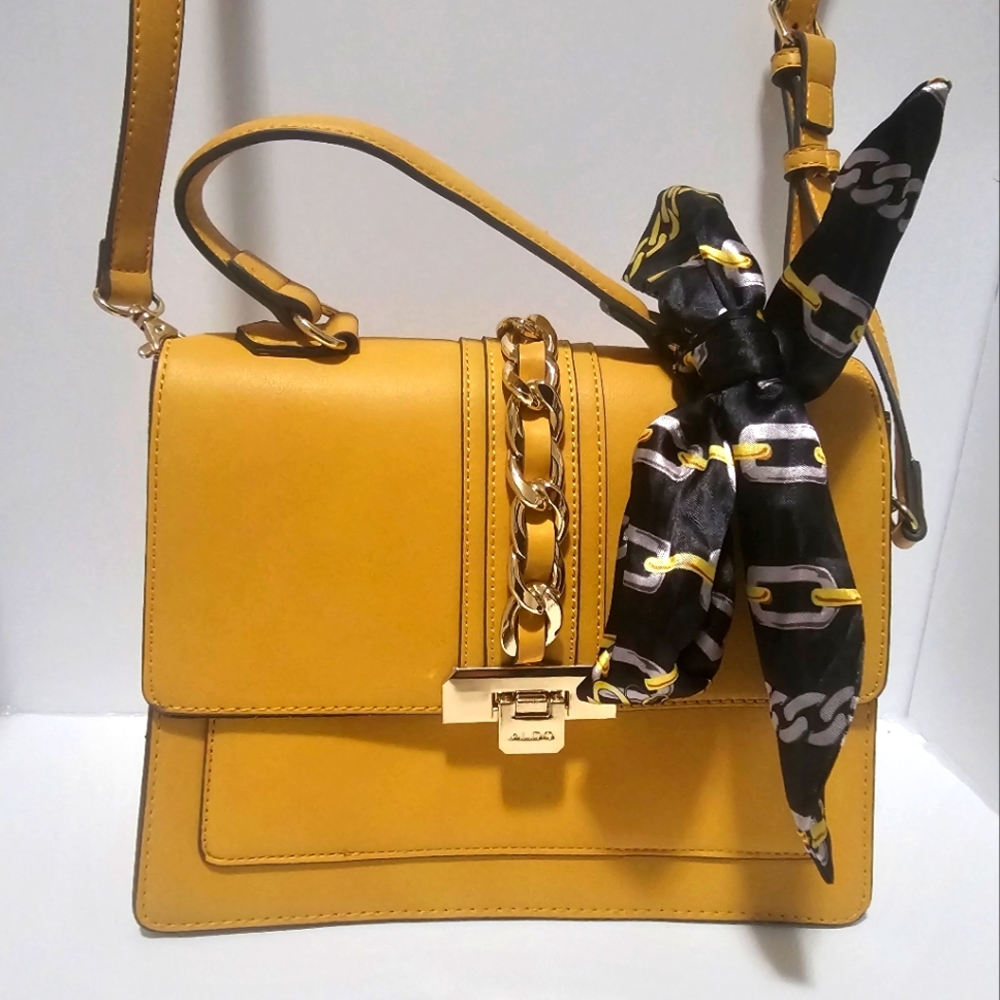 Aldo mustard yellow hand bag
